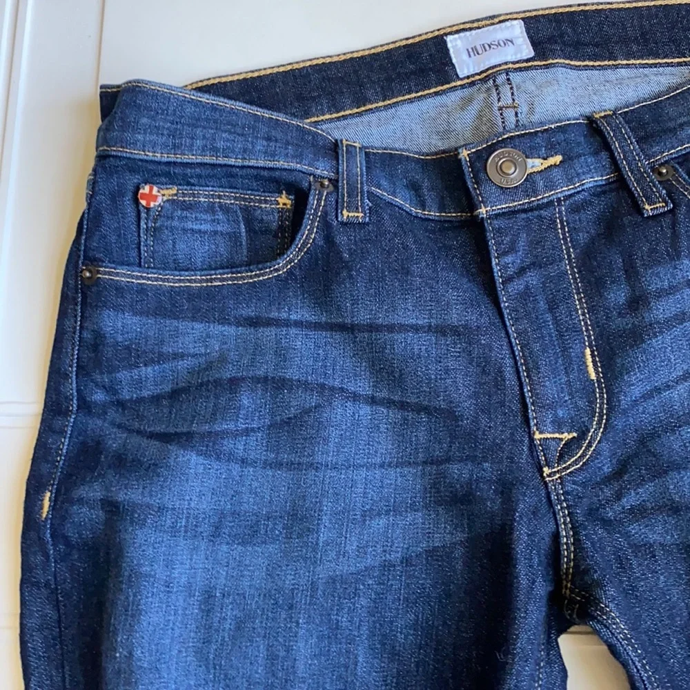 HUDSON Krista Super Skinny Jean Distressed Dark Wash 28 - Picture 5 of 9